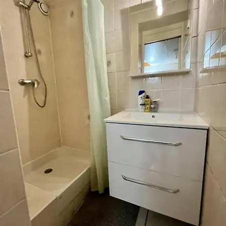 Sacre-coeur - Rue Chappe Διαμέρισμα